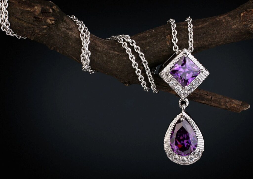 Is Silver Jewelry a Good Investment? Is Silver Jewelry a Good Investment?